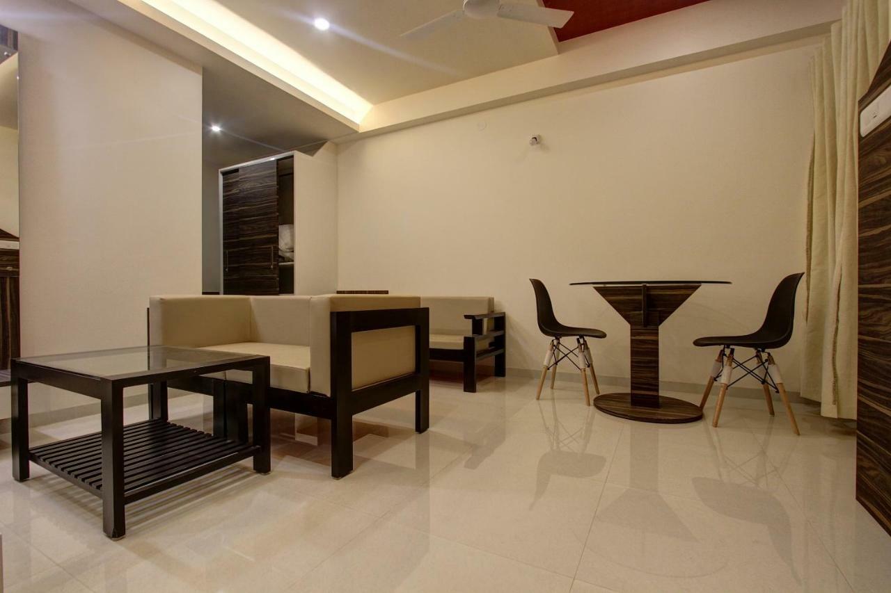 Oyo 39568 Alekha Gateway Hotell Sirsi Eksteriør bilde
